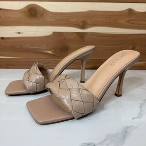 CARCUUME Woven Heeled Mules Square Toe Women's Sandals Heels‎ Beige Size 7.5